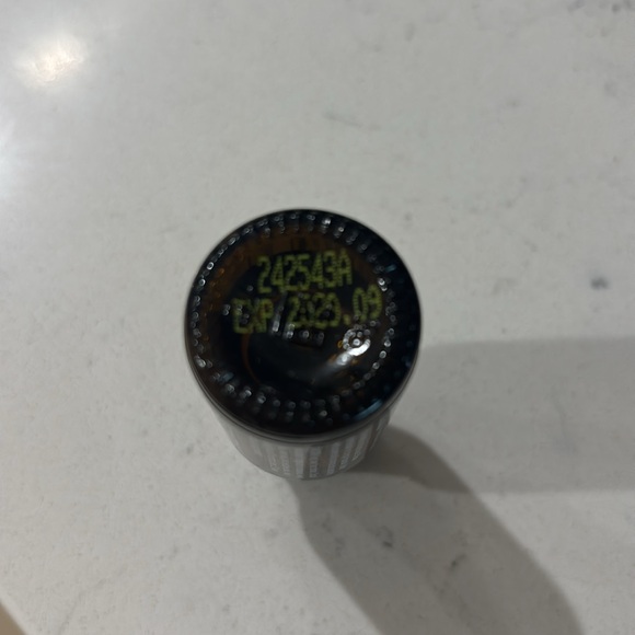 Unopened bottle of doTerra On Guard protective blend - Picture 2 of 5